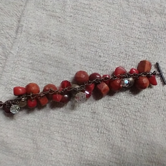 Orange beaded chain toggle bracelet - Picture 2 of 2